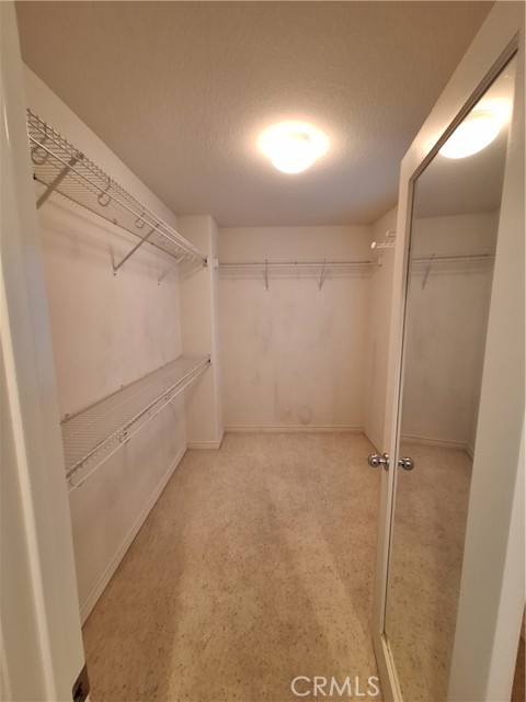 27416 Pinyon Street, Murrieta CA: https://media.crmls.org/medias/913cb5fb-521e-489d-a0cd-db17bd6a3548.jpg