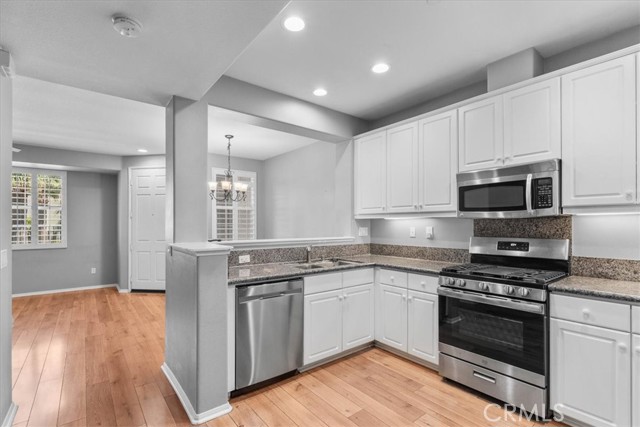 Detail Gallery Image 12 of 33 For 26327 Iris Ave #C,  Moreno Valley,  CA 92555 - 2 Beds | 2/1 Baths