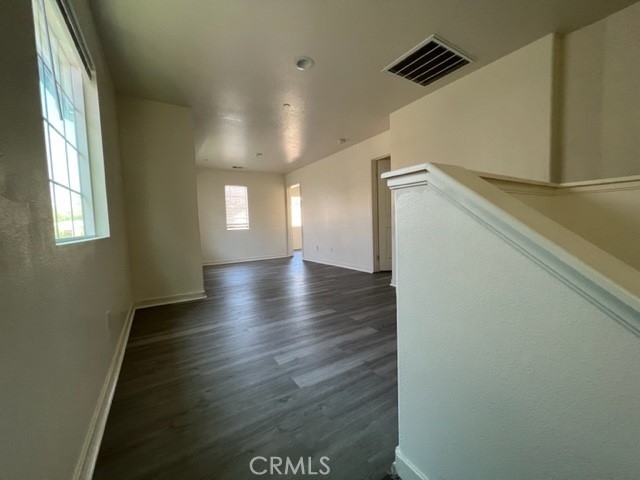 Detail Gallery Image 9 of 9 For 27377 Caprock Way, Moreno Valley,  CA 92555 - 3 Beds | 2/1 Baths