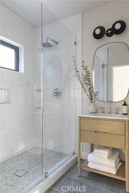 Detail Gallery Image 29 of 47 For 654 S Cumberland, Lake Arrowhead,  CA 92352 - 5 Beds | 5 Baths