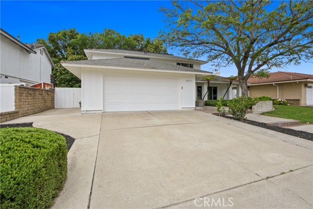 24711 Acropolis Drive, Mission Viejo CA: https://media.crmls.org/medias/913f0ffe-9edb-4ea5-ad35-e62175e73577.jpg