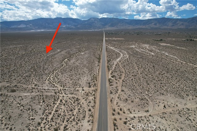 769 Meridian Road, Lucerne Valley CA: https://media.crmls.org/medias/913f1541-36b0-470b-abd1-b24b7772322d.jpg