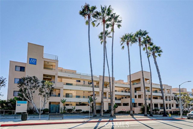 110 The VILLAGE, Redondo Beach, California 90277, 1 Bedroom Bedrooms, ,1 BathroomBathrooms,Condominium,For Sale,The VILLAGE,SB24157249