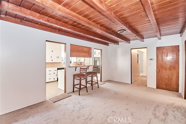 Image 7 of 30 For 30 North Vega Street