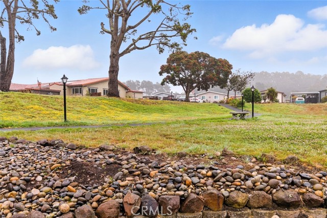 1 Driftwood Trail, Half Moon Bay CA: https://media.crmls.org/medias/913fe02c-9338-4908-a97b-84fd49b136fe.jpg