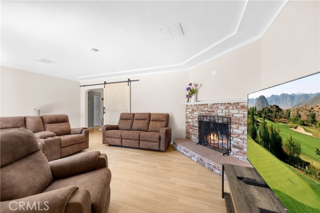4620 East Charlton Avenue, Hemet CA: https://media.crmls.org/medias/91400ce8-f81b-42d4-be2a-188c6db62607.jpg