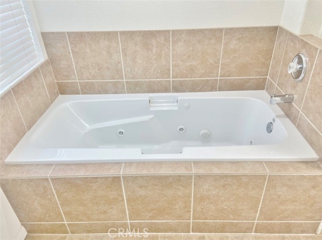 57281 Titian Court, Yucca Valley CA: https://media.crmls.org/medias/9140d507-a30a-4e81-99d3-9f5264a9a6c4.jpg