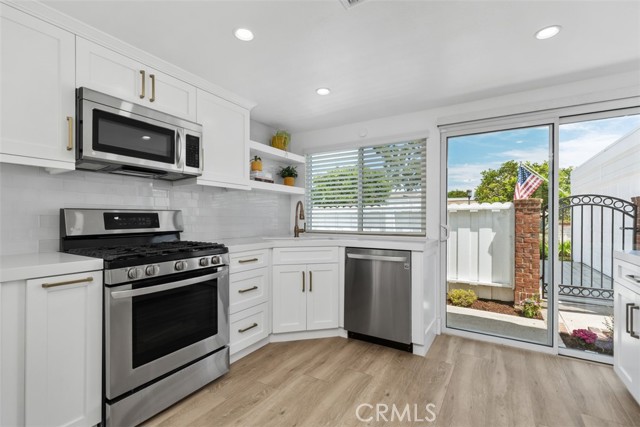 Detail Gallery Image 11 of 29 For 33565 via Corvalian #11,  Dana Point,  CA 92629 - 3 Beds | 2/1 Baths