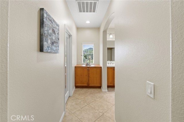 Detail Gallery Image 43 of 70 For 27296 Bottle Brush Wy, Murrieta,  CA 92562 - 5 Beds | 3 Baths