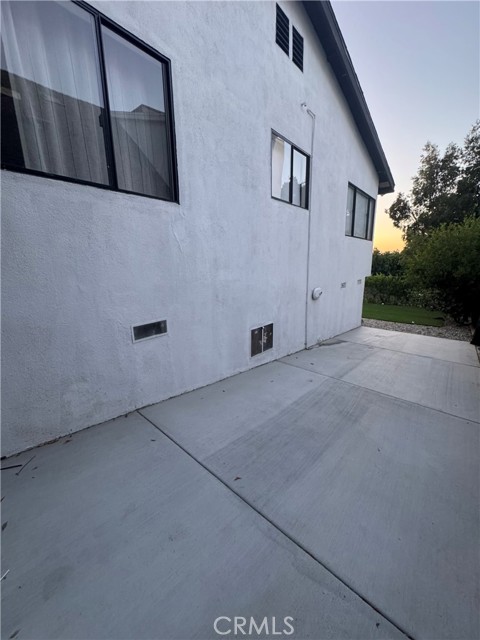 23715 Valley View Road, Calabasas CA: https://media.crmls.org/medias/914201a5-7325-41c7-91e6-3e6cd16f1fbb.jpg
