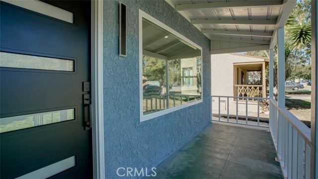 1115 Scott Road photo 3