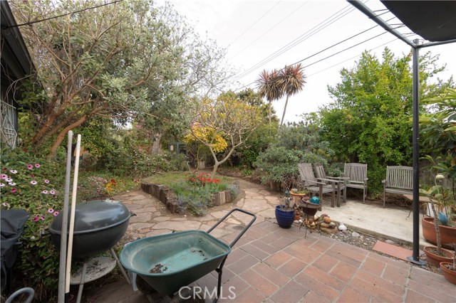 6316 E Mariquita, Long Beach CA: https://media.crmls.org/medias/9143b1cf-7cea-4273-a9bb-9bcee803cfd9.jpg
