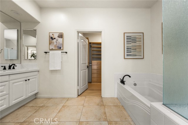 Detail Gallery Image 48 of 56 For 97 Twin Gables, Irvine,  CA 92620 - 4 Beds | 3 Baths