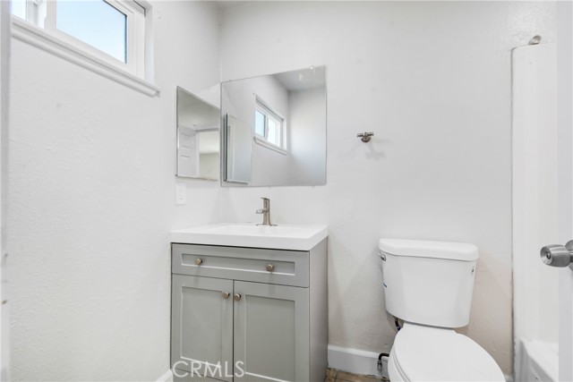 Detail Gallery Image 10 of 20 For 3015 Spruce St, Rialto,  CA 92376 - 4 Beds | 2 Baths
