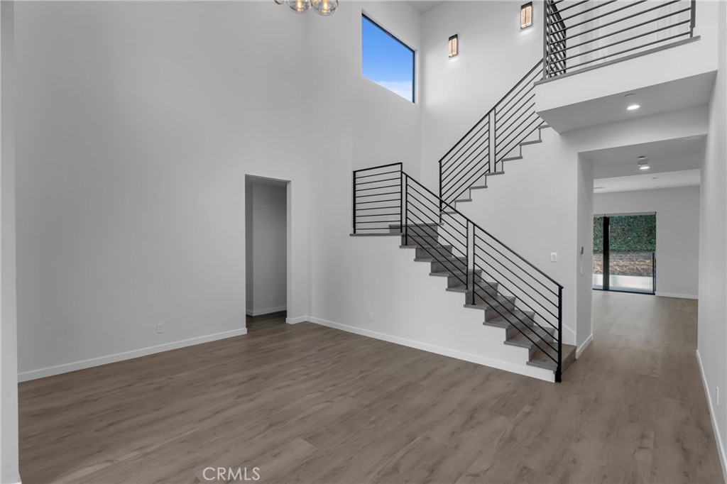 MLS #SB25163929 image #8