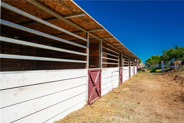 Detail Gallery Image 26 of 75 For 37550 Avenida La Cresta, Murrieta,  CA 92562 - 4 Beds | 2/1 Baths