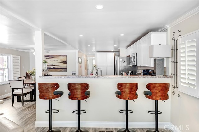 Detail Gallery Image 9 of 15 For 4201 Topanga Canyon Blvd #147,  Woodland Hills,  CA 91364 - 2 Beds | 2 Baths