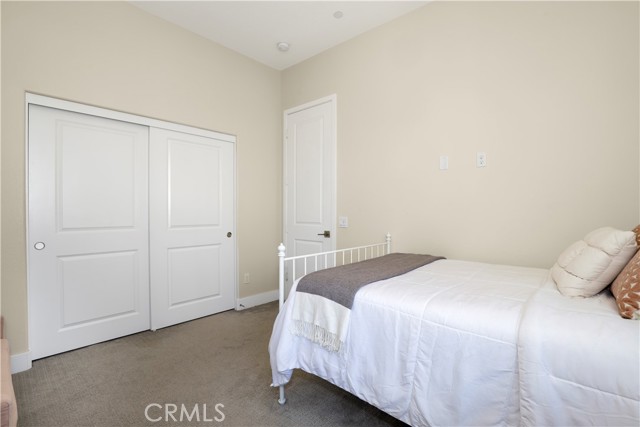 Detail Gallery Image 16 of 38 For 27512 Golden Currant Pl, Valencia,  CA 91381 - 4 Beds | 4 Baths