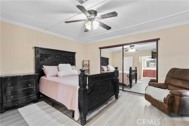 350 S Willow AVe, Rialto CA: https://media.crmls.org/medias/9146531e-2d80-4fdd-8bd9-a4b904348fe1.jpg