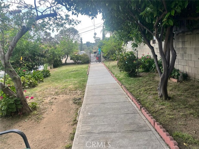 3231 Inez Street, Los Angeles CA: https://media.crmls.org/medias/9146f5a6-2fd4-48e7-82a4-00d12c658ab9.jpg