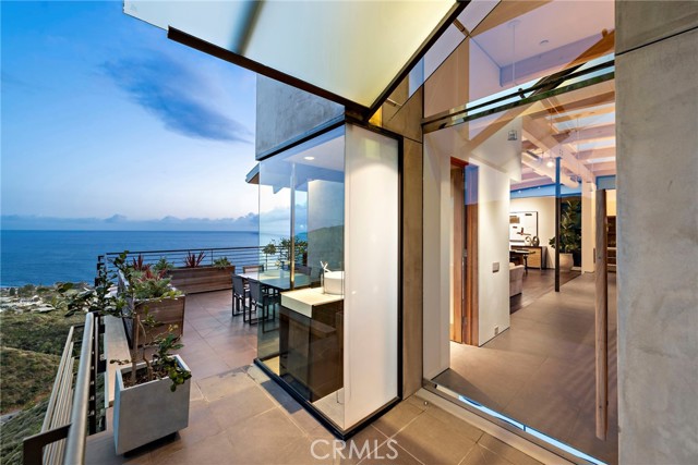 Detail Gallery Image 37 of 49 For 591 Balboa Ave, Laguna Beach,  CA 92651 - 4 Beds | 4/1 Baths