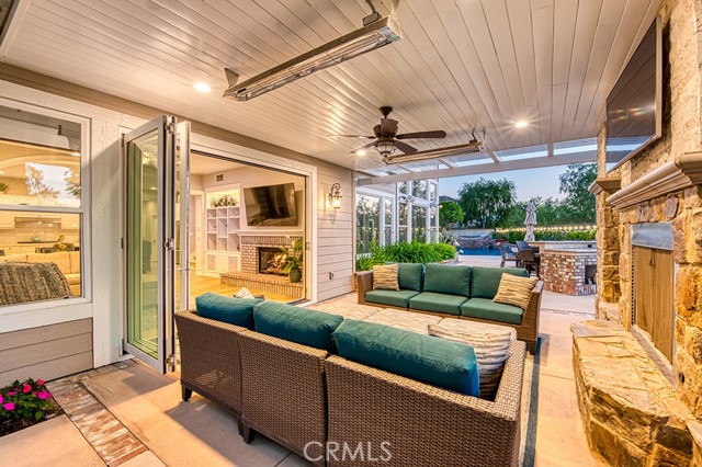 5 Kennedy Court, Coto de Caza CA: https://media.crmls.org/medias/9148ce9b-7a9b-4982-983f-42e19b496502.jpg