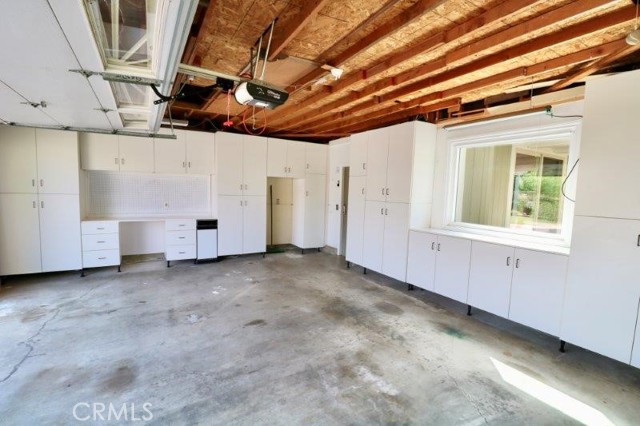 Detail Gallery Image 16 of 45 For 1500 Canyon Lake #163,  Santa Ana,  CA 92705 - 2 Beds | 2 Baths