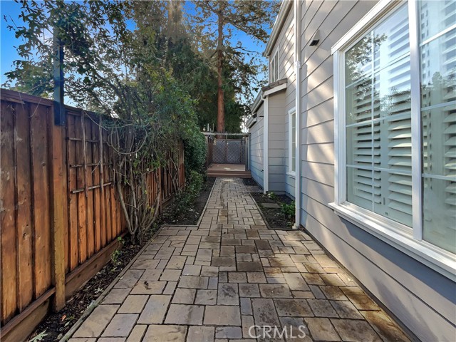 Detail Gallery Image 27 of 27 For 51 Village Square, Pleasant Hill,  CA 94523 - 3 Beds | 3/1 Baths