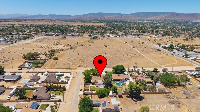 4309 W Avenue K12, Lancaster CA: https://media.crmls.org/medias/91492724-be80-4eb3-a185-976a250e2377.jpg
