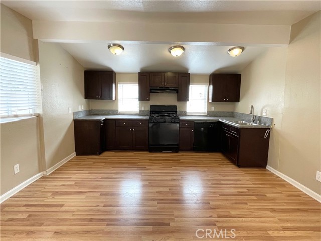 Detail Gallery Image 6 of 15 For 412 E G St Front,  Ontario,  CA 91764 - 3 Beds | 1 Baths