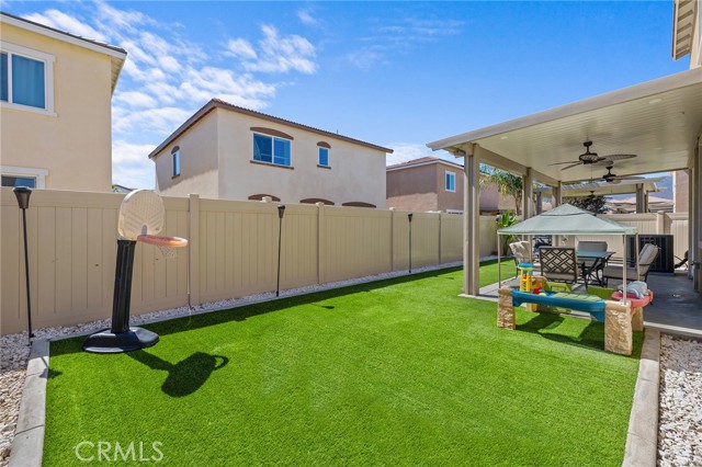 Detail Gallery Image 21 of 25 For 29140 Gardenia, Lake Elsinore,  CA 92530 - 4 Beds | 3/1 Baths