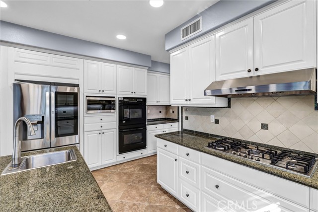 Detail Gallery Image 14 of 47 For 28961 Rockport, Laguna Niguel,  CA 92677 - 5 Beds | 4/1 Baths