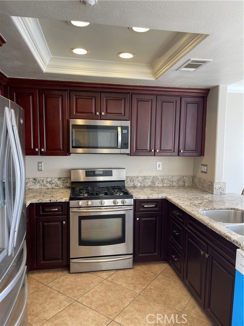 11395 Sherwood Drive, Garden Grove CA: https://media.crmls.org/medias/914b9a32-bd42-43c0-b06d-ec54dd6c1c08.jpg