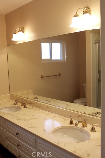 Detail Gallery Image 21 of 33 For 1556 23rd St, Manhattan Beach,  CA 90266 - 3 Beds | 2 Baths
