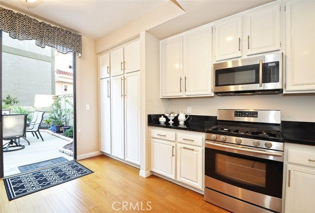 220 Prospect Avenue, Redondo Beach, California 90277, 2 Bedrooms Bedrooms, ,1 BathroomBathrooms,Residential,Sold,Prospect,PV17010237