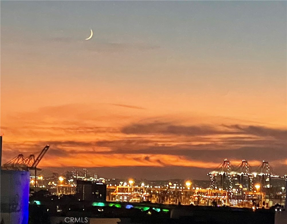 https://media.crmls.org/medias/914c451f-5b86-470d-a746-04c3ace50689.jpg?preset=X-Large