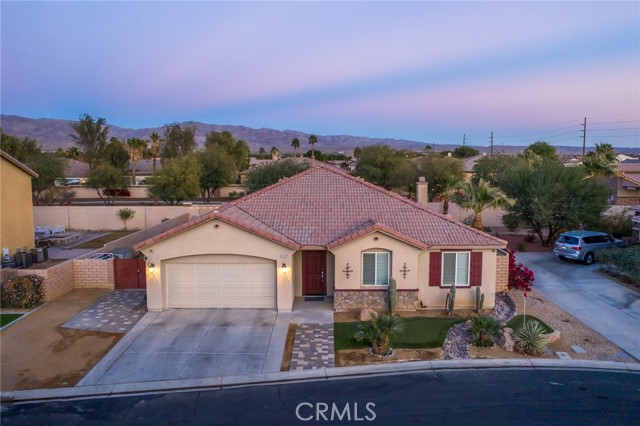 Detail Gallery Image 1 of 35 For 43990 Riunione Pl, Indio,  CA 92203 - 4 Beds | 3 Baths