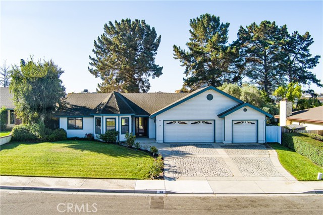 816 Blue Ridge Dr, Santa Maria, CA 93455