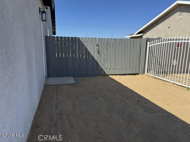 20925 79th Street, California City CA: https://media.crmls.org/medias/914e2e44-a790-4e48-9104-a3ba248b1ae4.jpg