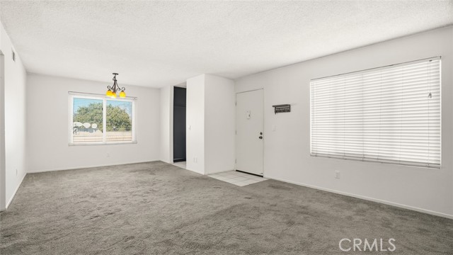 833 Cinnamon, Duarte CA: https://media.crmls.org/medias/914e9872-4ae7-42ca-81be-c8b2b9111f90.jpg