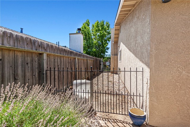 1734 Hogan Place, Paso Robles CA: https://media.crmls.org/medias/914ea3f5-02bb-46fe-88df-250d595813ee.jpg
