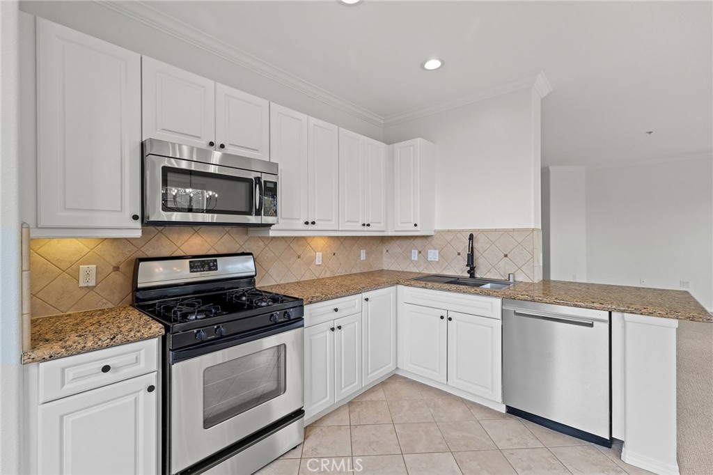 914f21db 6cff 417f 9d00 C33947c70026