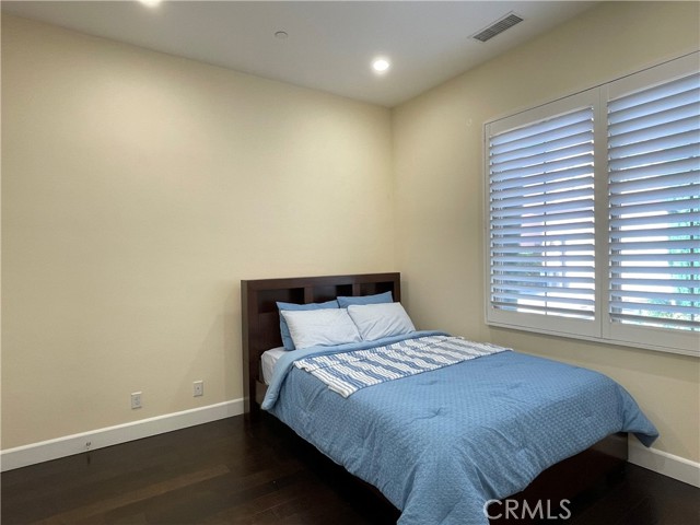 Detail Gallery Image 17 of 25 For 56 Purple Jasmine, Irvine,  CA 92620 - 4 Beds | 3 Baths