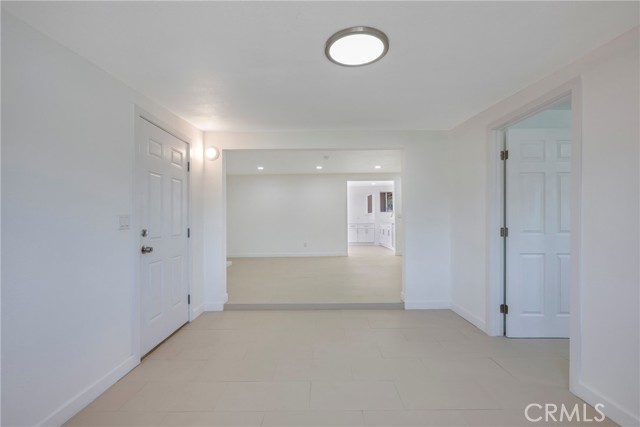 8888 Patrero Street, Riverside CA: https://media.crmls.org/medias/914f5f52-40e0-45ba-890f-e7b6794cdfe1.jpg