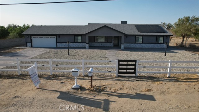 10165 E Avenue S10, Littlerock CA: https://media.crmls.org/medias/914fb4b1-36ec-4aef-bbda-8dac51373c79.jpg
