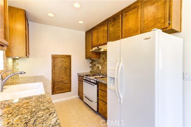 Detail Gallery Image 14 of 35 For 2038 Mountain View Dr, Los Osos,  CA 93402 - 2 Beds | 2 Baths