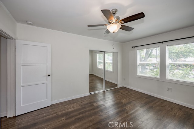 1219 N Lincoln Street, Burbank CA: https://media.crmls.org/medias/91513de4-4746-4ee9-8075-beb2e91eceb9.jpg