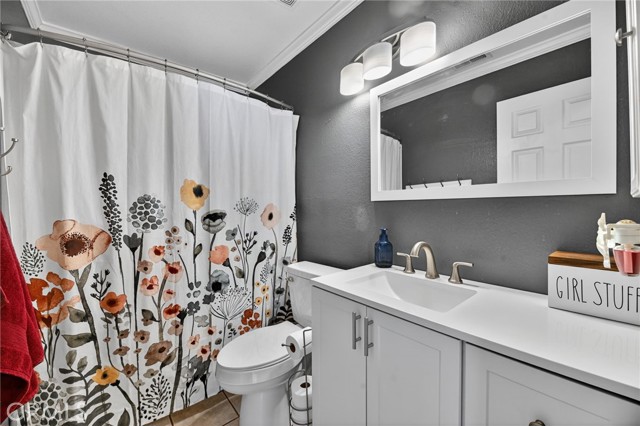 Detail Gallery Image 26 of 49 For 39055 via Las Sintras, Murrieta,  CA 92562 - 4 Beds | 2/1 Baths