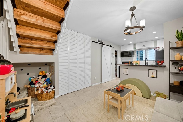 15225 Santa Gertrudes Avenue, La Mirada CA: https://media.crmls.org/medias/9151acb0-59dd-4141-b806-742137929ced.jpg