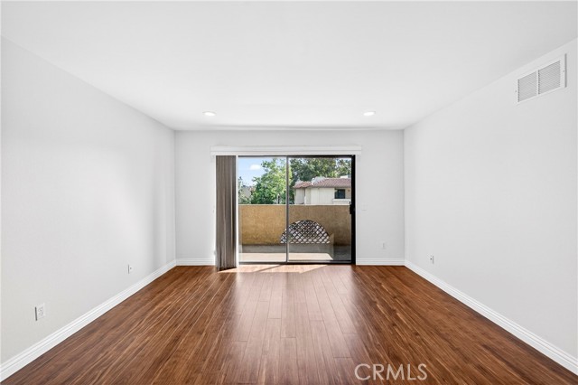 Detail Gallery Image 9 of 36 For 25261 Tanoak, Lake Forest,  CA 92630 - 2 Beds | 2 Baths